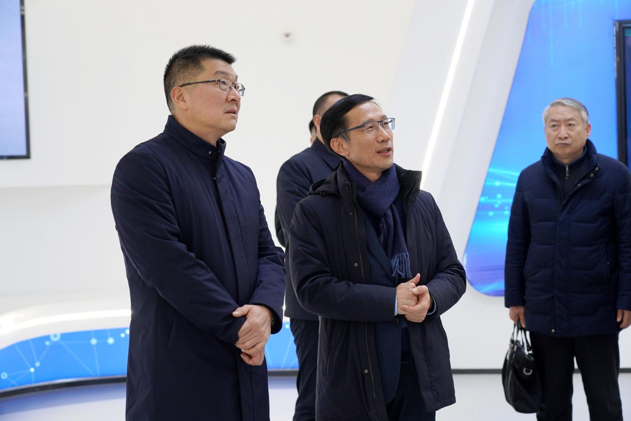 ?利辛縣委張吉明書記一行赴安徽邦泰控股考察交流座談